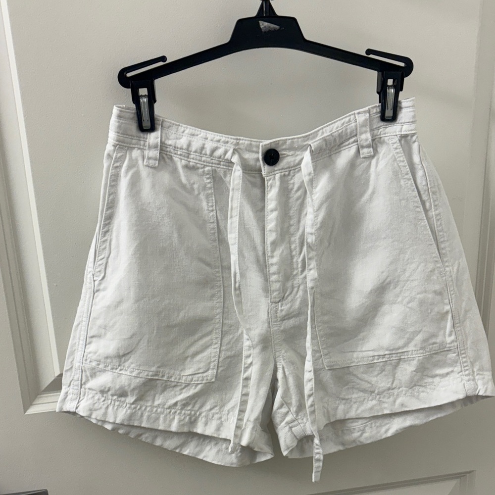 Madewell Women's White Cargo Shorts